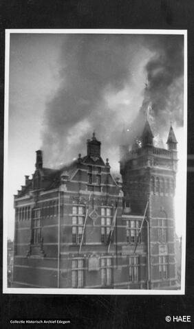 BrandOudGemeentehuis1961